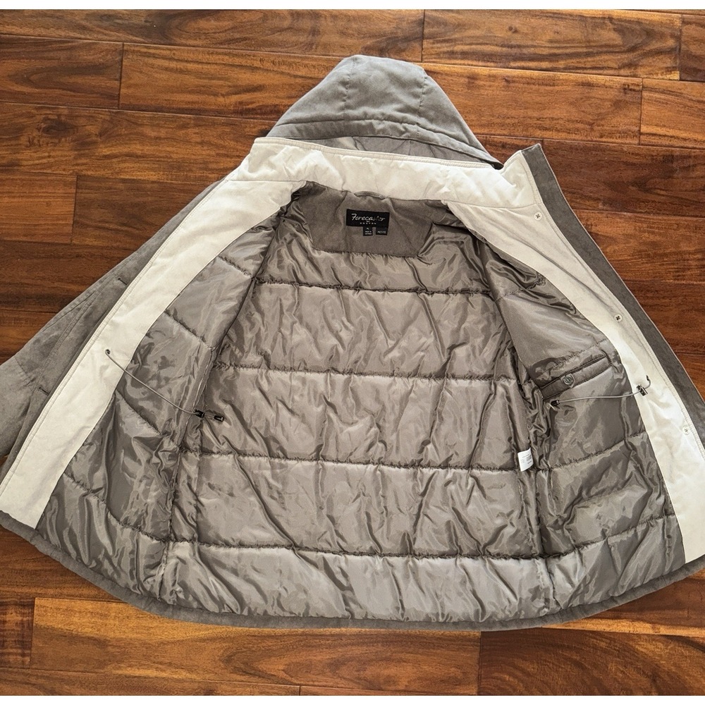 Beautiful Forecaster Womens Jacket Size PL Feel Soft Suede Lined Zip and Button